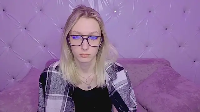 Snapshot of Akiro_Kim7 chatting on February 24, 2026, 1:50 am Akiro Kim7 online show from February 24, 2026, 1:50 am