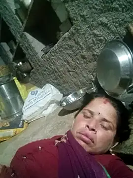 Lucky couple-1 online show from April 22, 2026, 5:09 pm