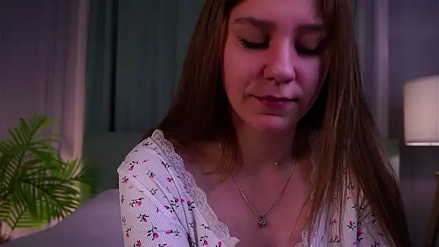 Snapshot of ShantellAngulo chatting on February 4, 2026, 1:11 am ShantellAngulo online show from February 4, 2026, 1:11 am