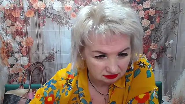 Snapshot of RenataDaster chatting on March 7, 2026, 6:13 pm RenataDaster online show from March 7, 2026, 6:13 pm