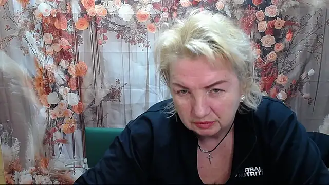 Snapshot of RenataDaster chatting on March 26, 2026, 5:55 pm RenataDaster online show from March 26, 2026, 5:55 pm