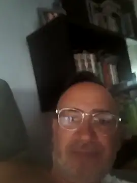 bobo672 online show from April 10, 2026, 5:58 am