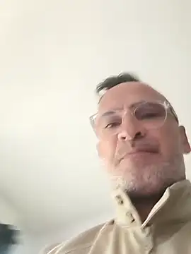 bobo672 online show from April 9, 2026, 6:15 am