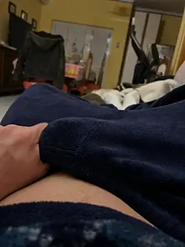 Snapshot of MarkoCum93 chatting on February 3, 2026, 12:10 am MarkoCum93 online show from February 3, 2026, 12:10 am