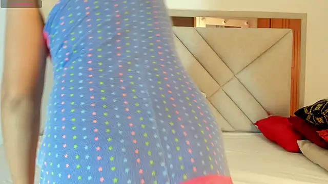 AmberQueen1 online show from February 4, 2026, 12:11 pm