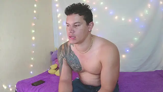 Eternalfuego online show from February 11, 2026, 6:57 am