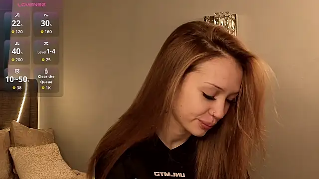 Snapshot of CarmenScott chatting on March 26, 2026, 6:39 pm CarmenScott online show from March 26, 2026, 6:39 pm