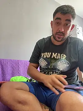 Foxy20withBear online show from July 19, 2026, 3:31 pm