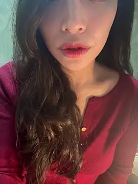 Snapshot of QuynhAnh_2k1 chatting on February 8, 2026, 2:20 am QuynhAnh 2k1 online show from February 8, 2026, 2:20 am