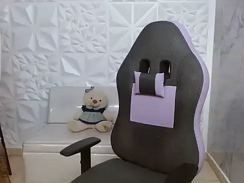 Snapshot of chacorta_ chatting on February 24, 2026, 1:01 pm chacorta online show from February 24, 2026, 1:01 pm