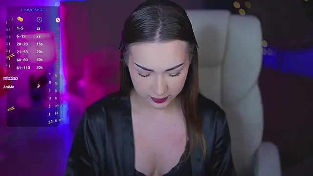 OliviaMoore  online show from February 5, 2026, 6:53 am