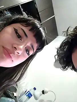 Snapshot of polixteo chatting on February 24, 2026, 3:51 am polixteo online show from February 24, 2026, 3:51 am