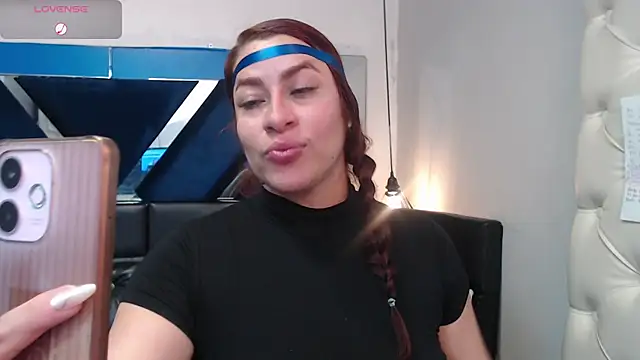 Alison-mar online show from July 18, 2026, 7:33 pm