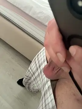 hessds34 online show from March 31, 2026, 11:01 am