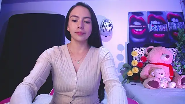 Snapshot of lika_little0 chatting on June 10, 2026, 12:12 am lika little0 online show from June 10, 2026, 12:12 am