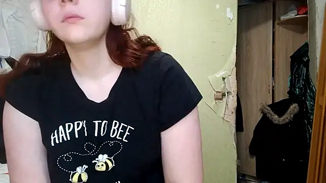 VannessaDillenbeck online show from February 24, 2026, 6:14 am