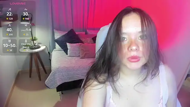 Snapshot of Raven_sweeteyes chatting on February 16, 2026, 12:26 pm Raven sweeteyes online show from February 16, 2026, 12:26 pm