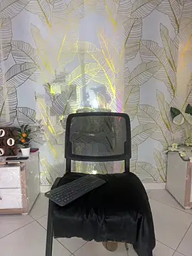 Nala OMG online show from March 6, 2026, 8:04 pm