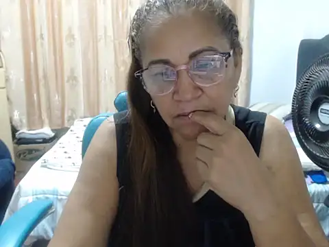 Candyy mature online show from February 5, 2026, 1:56 am