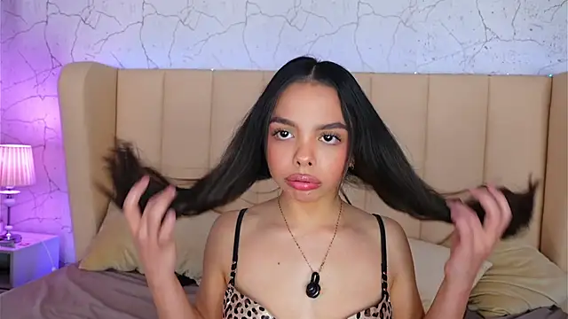 BambiRoses online show from March 12, 2026, 8:07 am