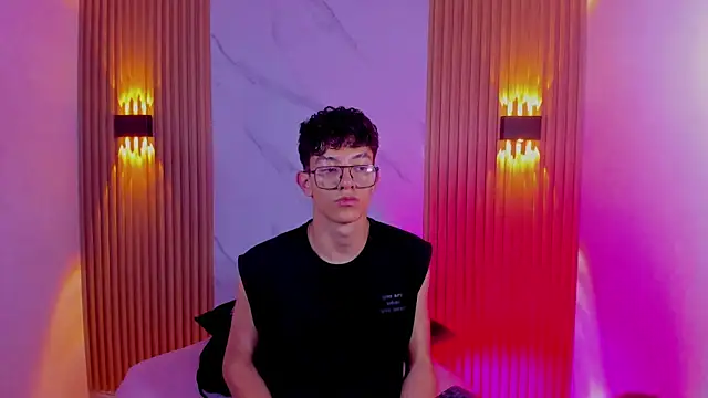 Snapshot of Christopher_Hunter chatting on February 25, 2026, 7:47 pm Christopher Hunter online show from February 25, 2026, 7:47 pm