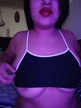 Snapshot of soylula884 chatting on May 9, 2026, 9:56 am soylula884 online show from May 9, 2026, 9:56 am
