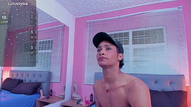 Snapshot of drako18_ chatting on February 12, 2026, 2:11 am drako18 online show from February 12, 2026, 2:11 am