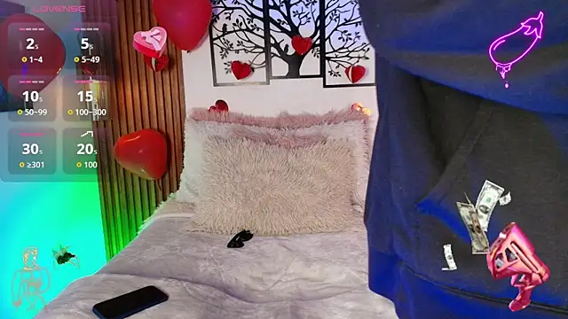 Snapshot of David_Banks_ chatting on February 17, 2026, 12:46 pm David Banks online show from February 17, 2026, 12:46 pm