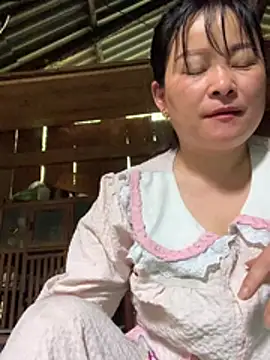 Snapshot of Star-sweet01 chatting on March 16, 2026, 5:15 am Star-sweet01 online show from March 16, 2026, 5:15 am