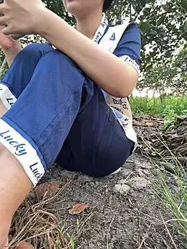 Snapshot of Zinna999 chatting on April 9, 2026, 9:48 am Zinna999 online show from April 9, 2026, 9:48 am