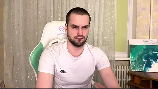 Snapshot of Cari__ chatting on February 22, 2026, 6:53 pm Cari online show from February 22, 2026, 6:53 pm