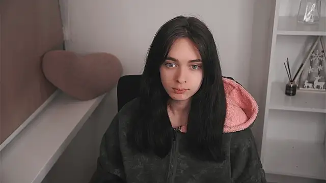 Snapshot of GinnyKittle chatting on February 13, 2026, 6:30 pm GinnyKittle online show from February 13, 2026, 6:30 pm