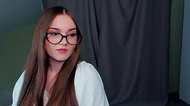 Snapshot of CrissyKales chatting on February 6, 2026, 5:09 pm CrissyKales online show from February 6, 2026, 5:09 pm