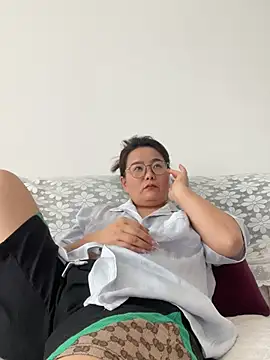 Snapshot of Youyou_12 chatting on February 11, 2026, 7:41 am Youyou 12 online show from February 11, 2026, 7:41 am