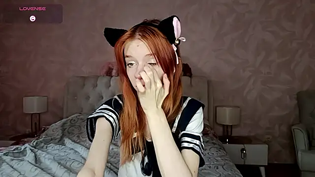 TarynPalek online show from February 22, 2026, 6:38 am