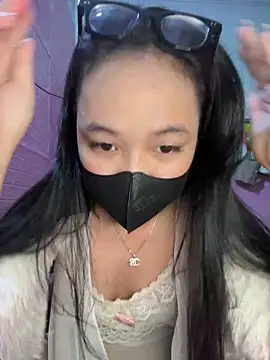 Leeeiuu online show from February 26, 2026, 2:06 pm