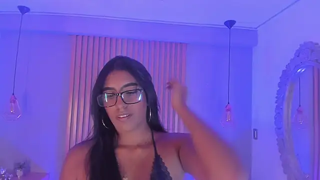 victoria figueroa online show from June 1, 2026, 7:02 pm