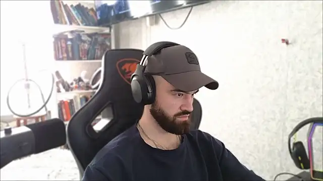 Snapshot of _Mostly_ chatting on March 24, 2026, 7:52 am Mostly online show from March 24, 2026, 7:52 am