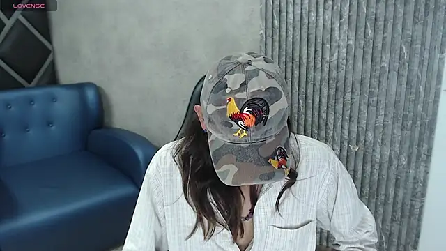 Snapshot of Noha-Smith chatting on February 10, 2026, 4:22 am Noha-Smith online show from February 10, 2026, 4:22 am