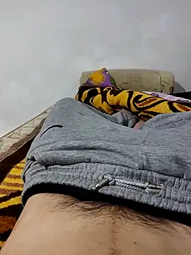 onurcannnnnnmmms online show from February 25, 2026, 3:45 pm