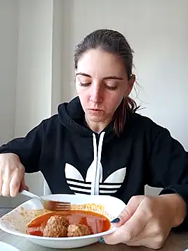 Snapshot of laparejaideal08 chatting on March 11, 2026, 4:34 pm laparejaideal08 online show from March 11, 2026, 4:34 pm