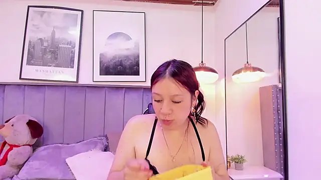 Soleil Knox online show from February 27, 2026, 7:57 pm