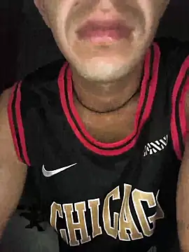 Snapshot of logan-31 chatting on February 27, 2026, 3:29 am logan-31 online show from February 27, 2026, 3:29 am