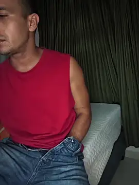 Snapshot of logan-31 chatting on February 2, 2026, 6:01 am logan-31 online show from February 2, 2026, 6:01 am