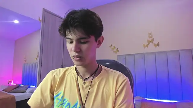 Snapshot of Derek_Sinn chatting on March 19, 2026, 7:58 pm Derek Sinn online show from March 19, 2026, 7:58 pm