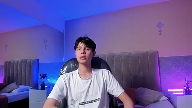 Snapshot of Derek_Sinn chatting on March 8, 2026, 3:21 am Derek Sinn online show from March 8, 2026, 3:21 am