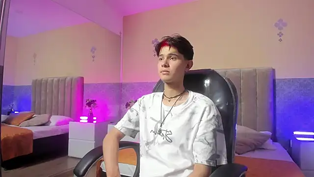 Snapshot of Derek_Sinn chatting on March 26, 2026, 6:50 pm Derek Sinn online show from March 26, 2026, 6:50 pm