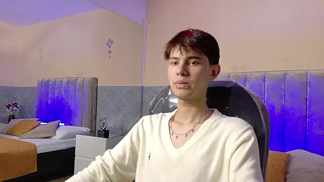 Snapshot of Derek_Sinn chatting on April 2, 2026, 7:42 pm Derek Sinn online show from April 2, 2026, 7:42 pm