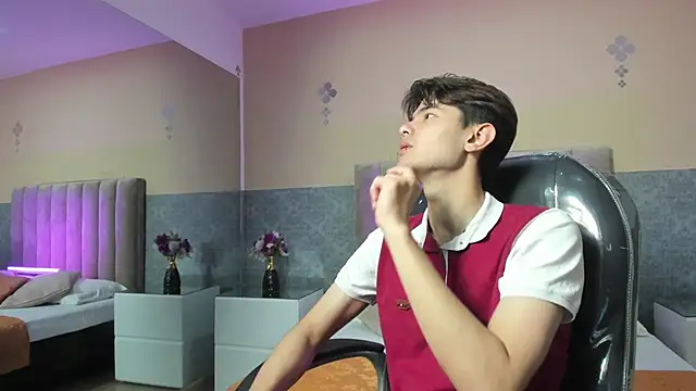 Snapshot of Derek_Sinn chatting on March 10, 2026, 7:51 pm Derek Sinn online show from March 10, 2026, 7:51 pm