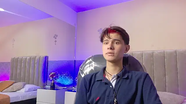 Snapshot of Derek_Sinn chatting on March 30, 2026, 7:48 pm Derek Sinn online show from March 30, 2026, 7:48 pm